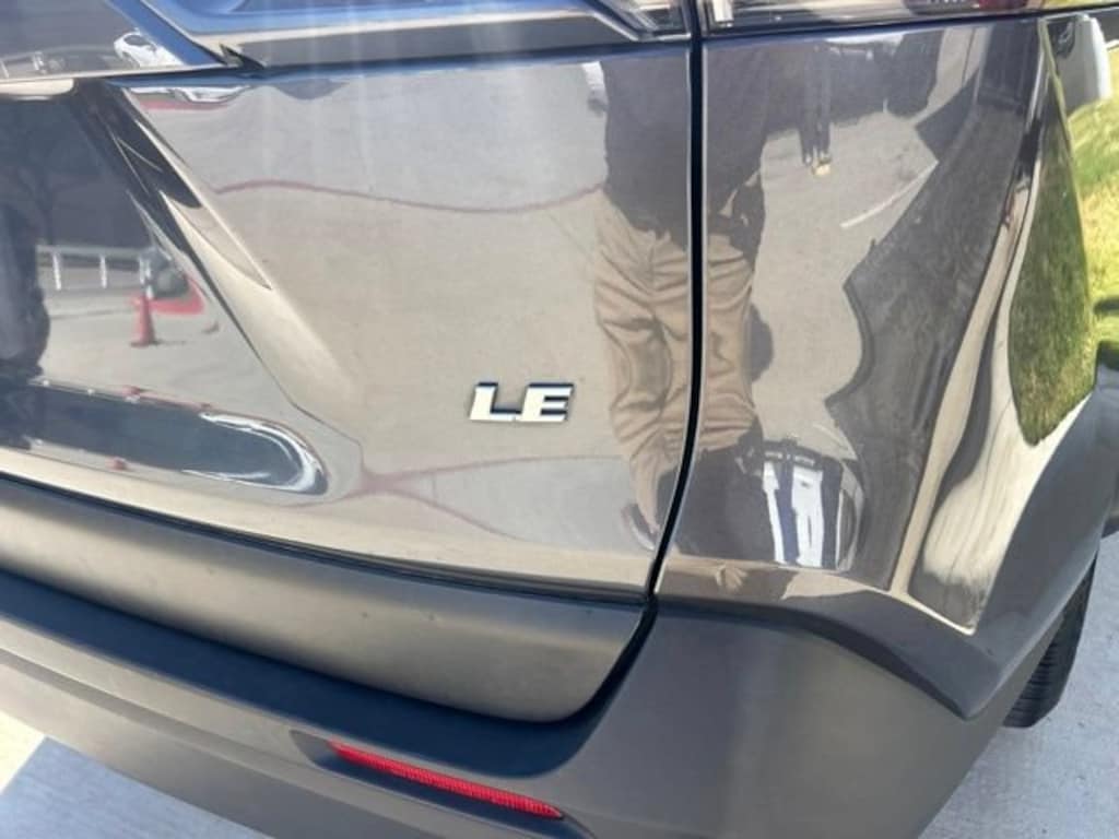 Used 2019 Toyota RAV4 LE SUV