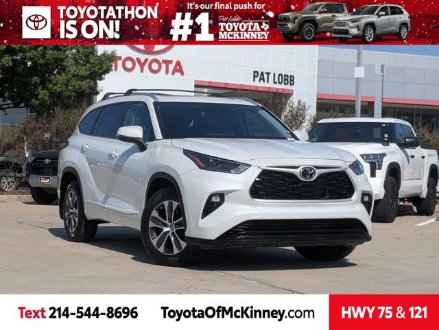 2022 Toyota Highlander XLE's photo