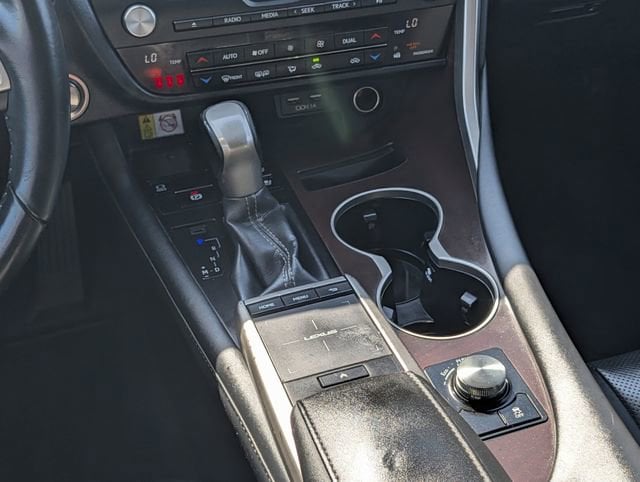 2022 Lexus RX 350 - Photo 13