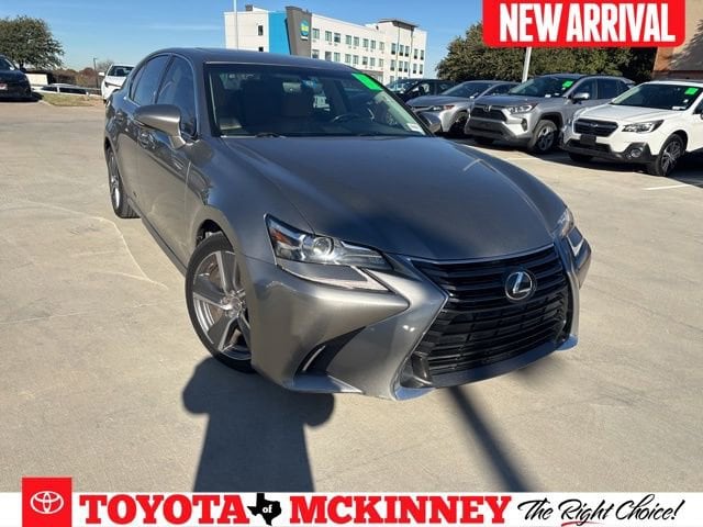 2016 Lexus GS 200t's photo