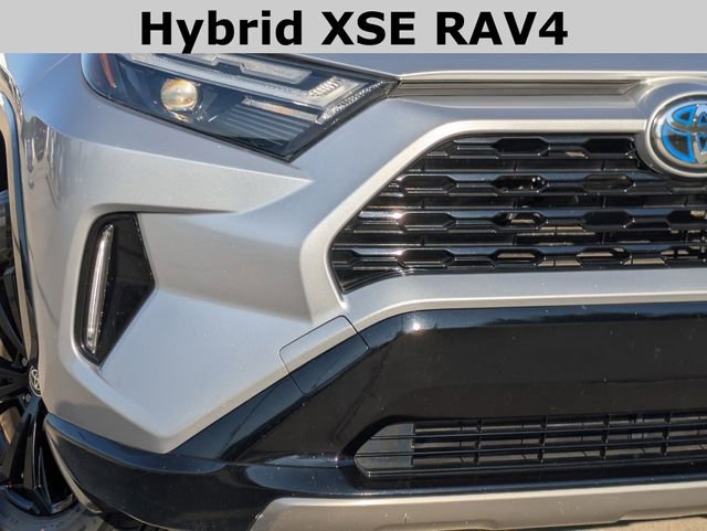 2022 Toyota RAV4 Hybrid XSE photo 2