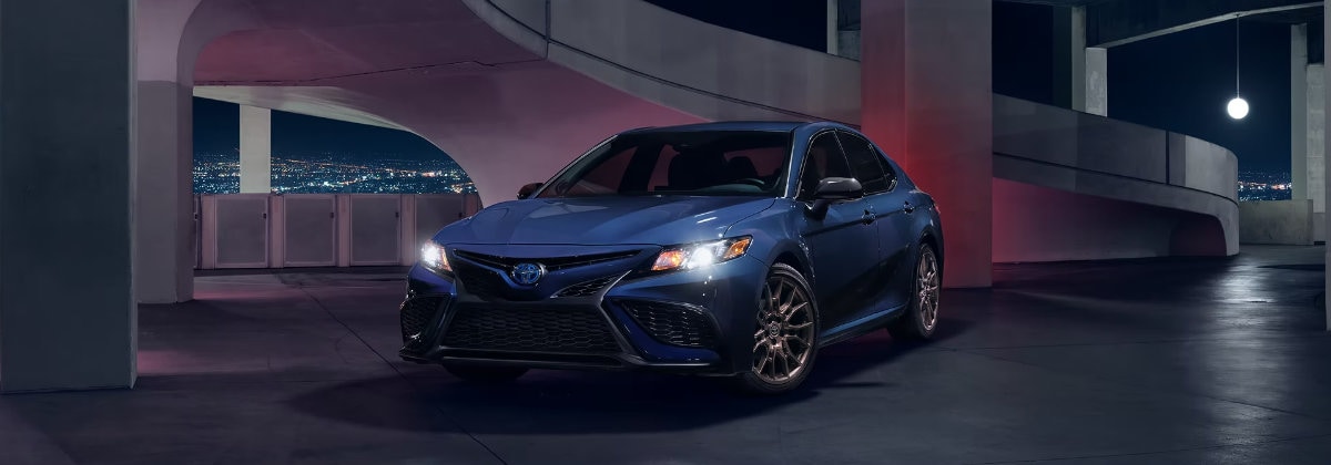 2023ToyotaCamryHybrid-header-01.jpg