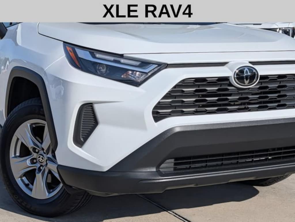Used 2025 Toyota RAV4 XLE SUV