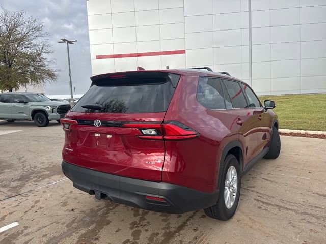 2024 Toyota Highlander Hybrid XLE photo 3