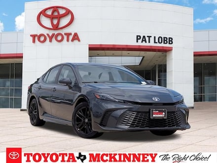 2025 Toyota Camry SE Sedan