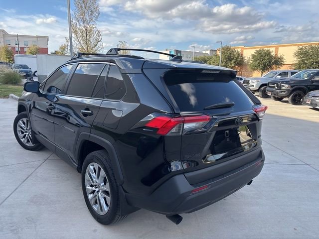 2024 Toyota RAV4 XLE Premium photo 4