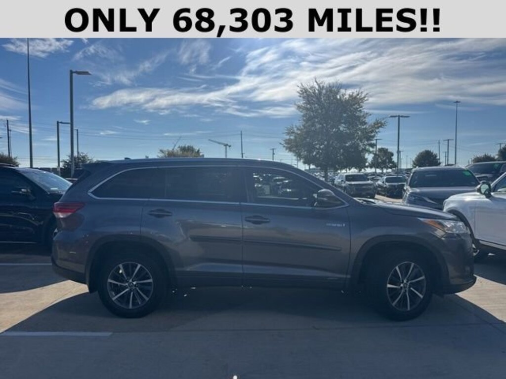 Used 2018 Toyota Highlander Hybrid XLE SUV