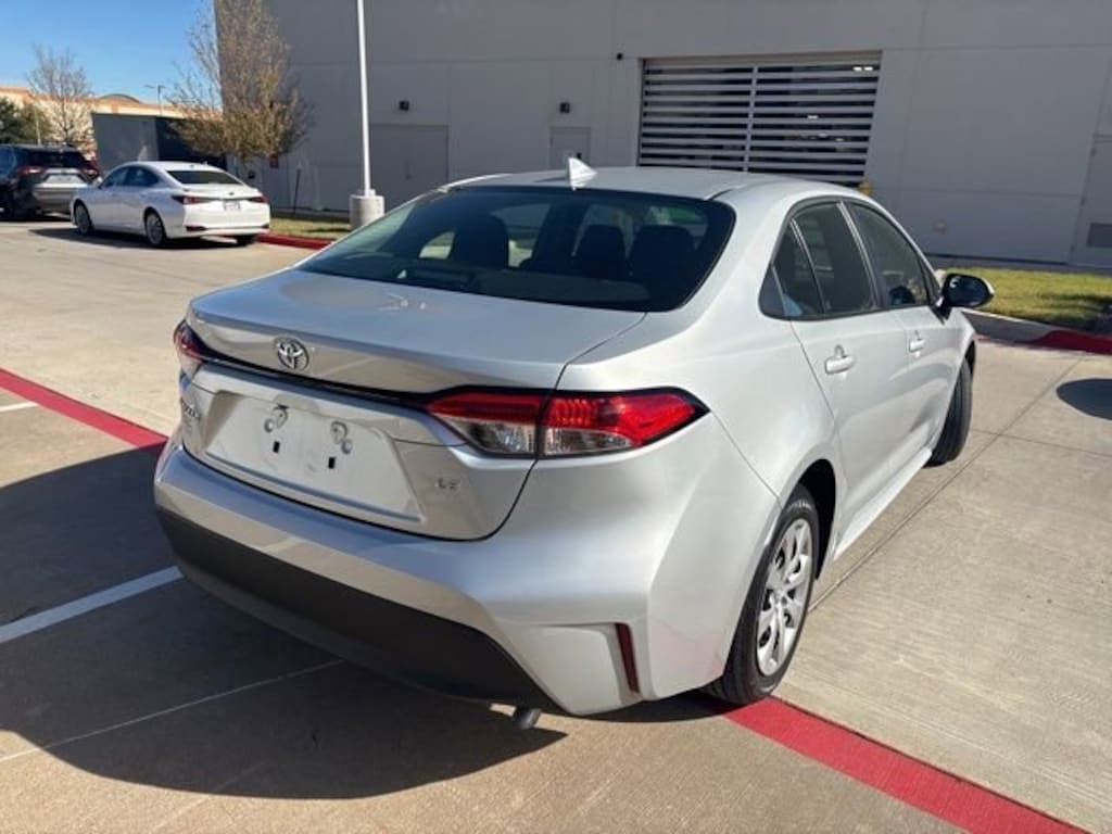 Used 2023 Toyota Corolla LE Sedan