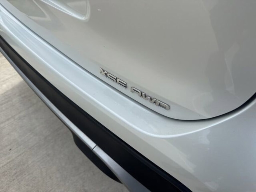 Used 2021 Toyota Highlander XSE SUV