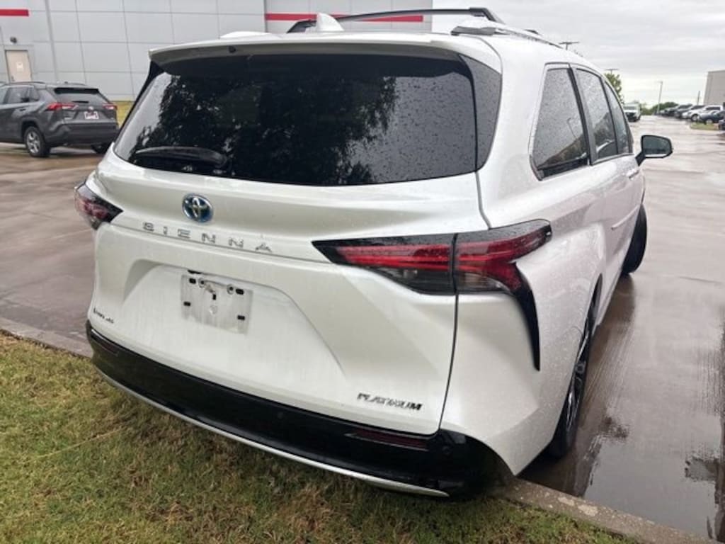 Used 2025 Toyota Sienna Platinum Van Passenger Van