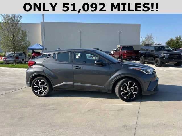 2018 Toyota C-HR XLE photo 2