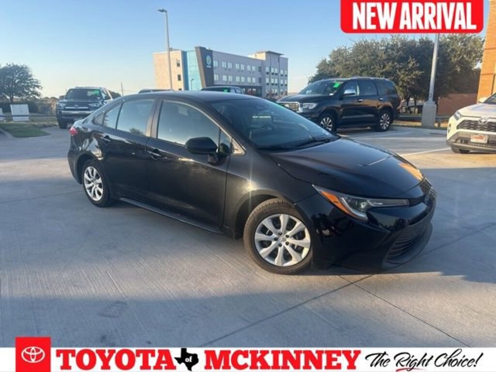 Used 2024 Toyota Corolla LE Sedan