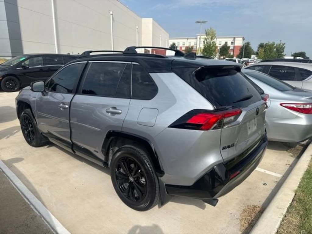 Used 2025 Toyota RAV4 Hybrid XSE SUV