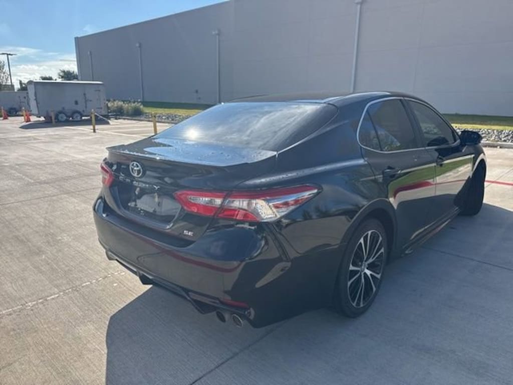 Used 2018 Toyota Camry L Sedan