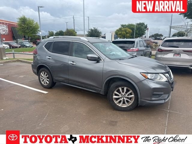 2020 Nissan Rogue SV FWD's photo