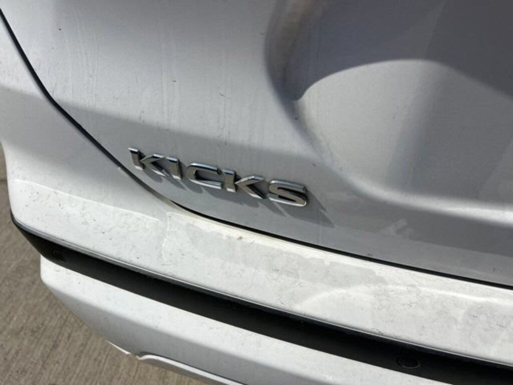 Used 2022 Nissan Kicks S SUV