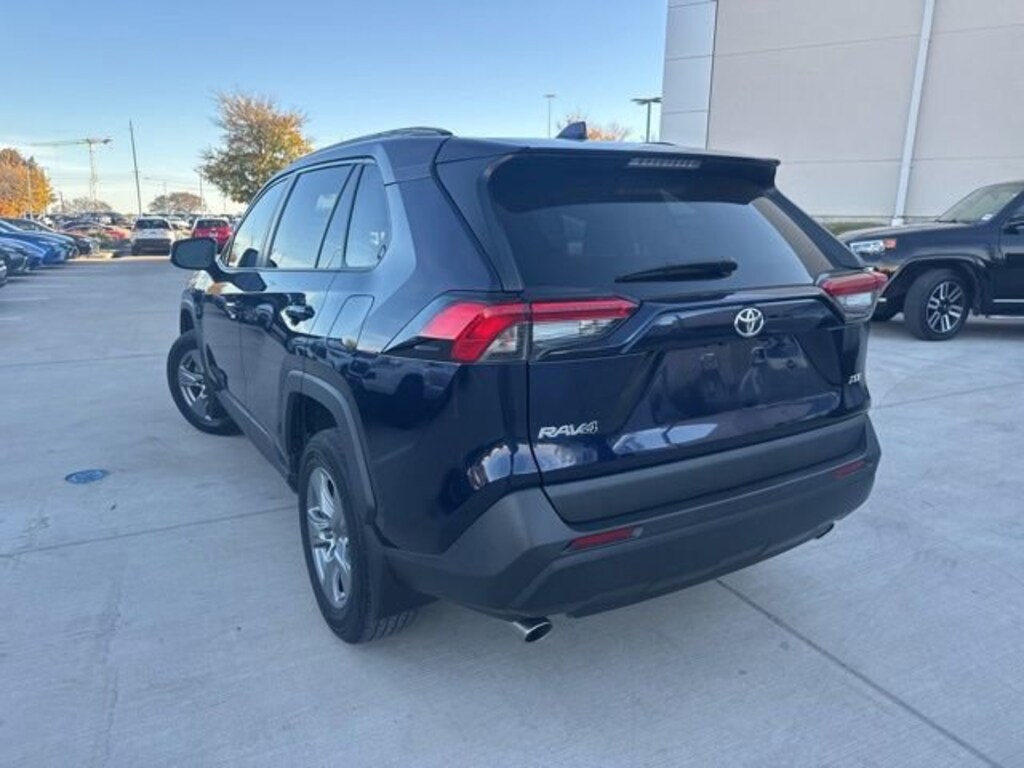 Used 2022 Toyota RAV4 XLE SUV