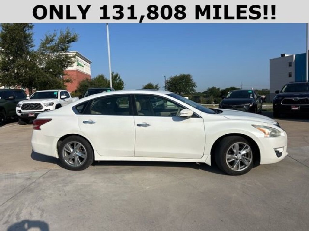 Used 2014 Nissan