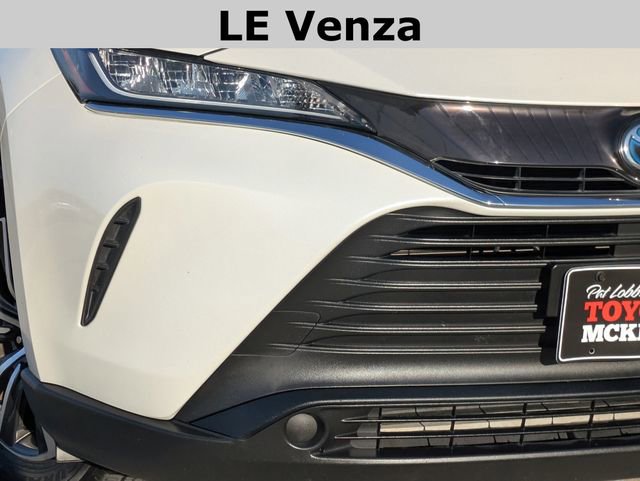 2021 Toyota Venza LE photo 3
