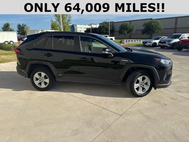 Used 2021 Toyota RAV4 XLE with VIN 2T3RWRFV9MW114528 for sale in Northfield, Minnesota