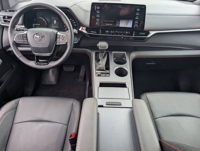 2022 Toyota Sienna XSE - Photo 11