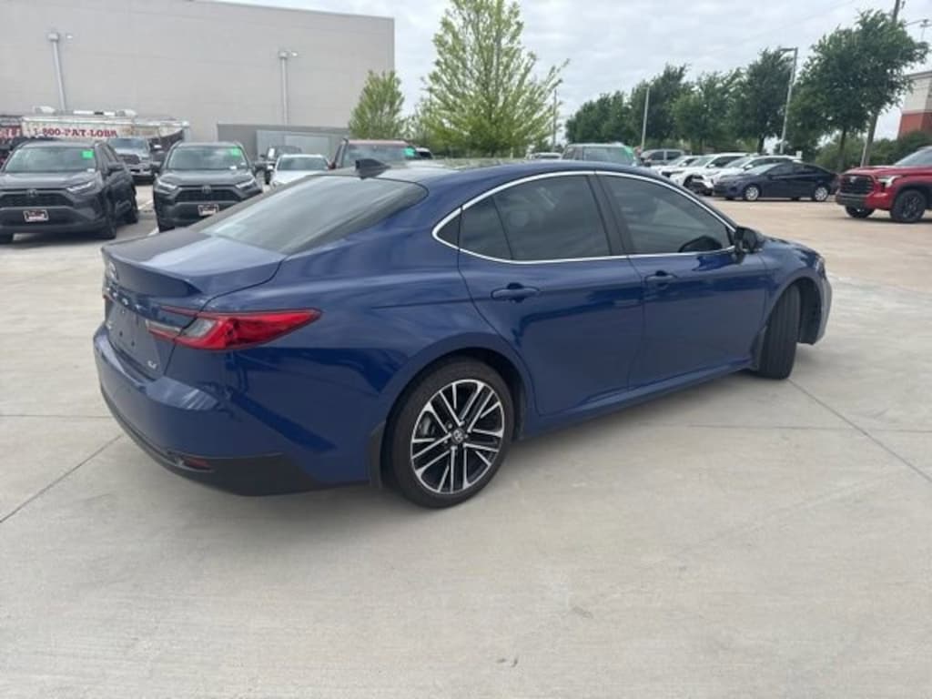 Used 2025 Toyota Camry XLE Sedan