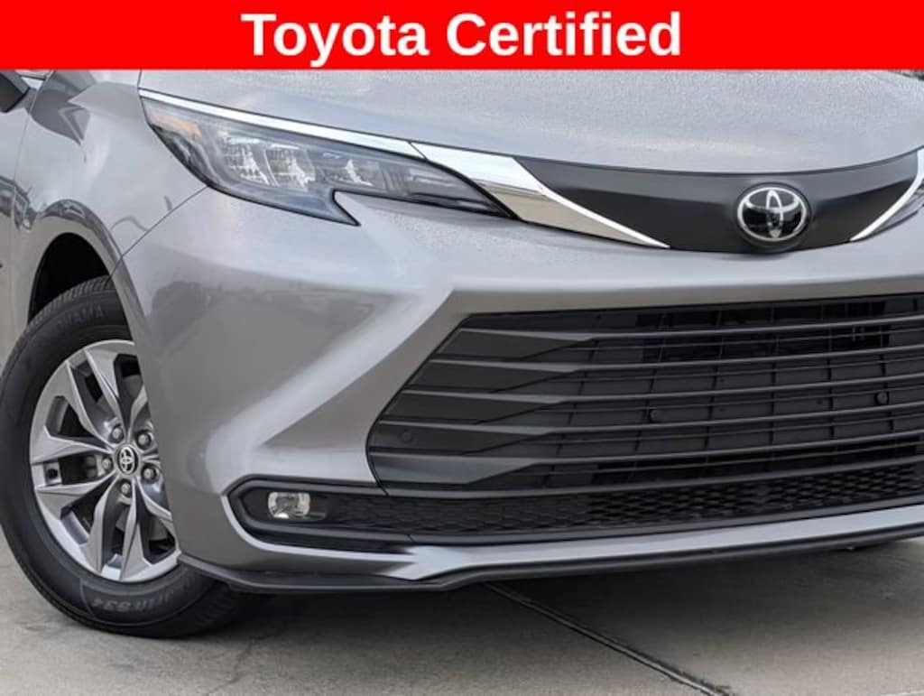 Certified 2026 Toyota Sienna XLE Van Passenger Van