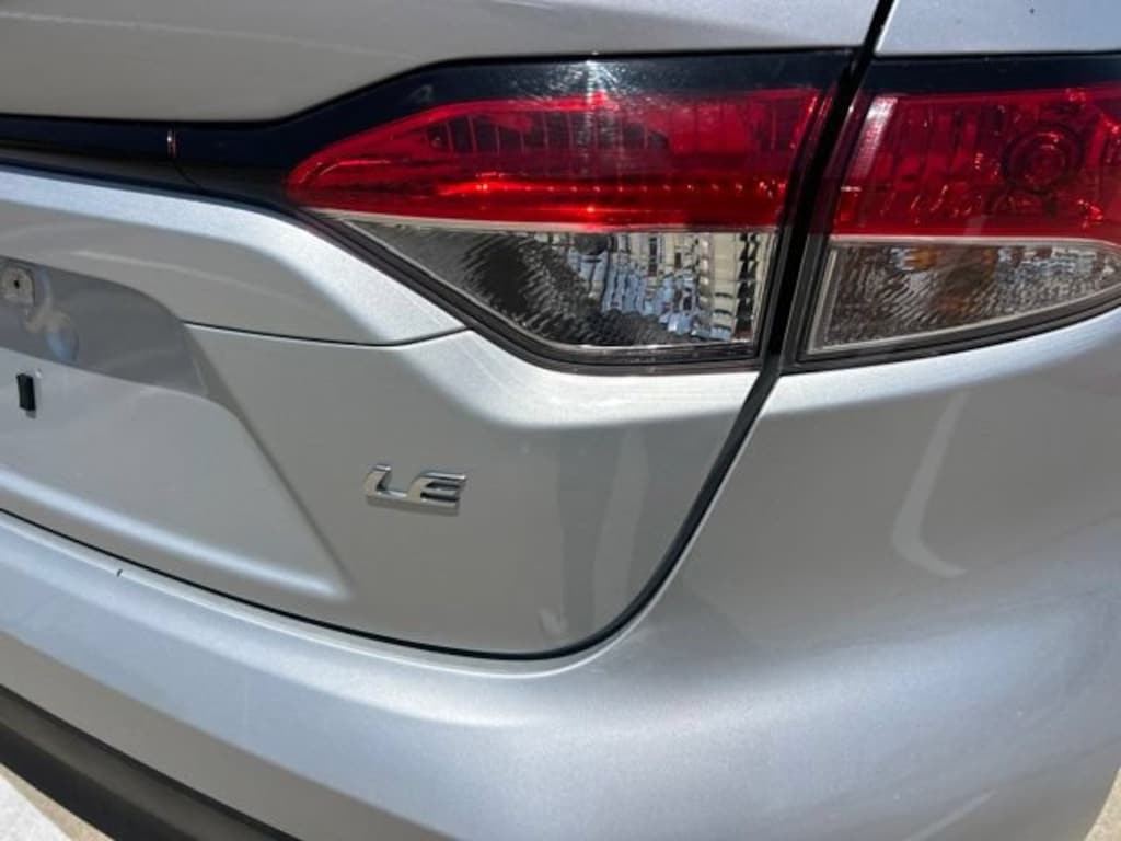 Used 2024 Toyota Corolla LE Sedan