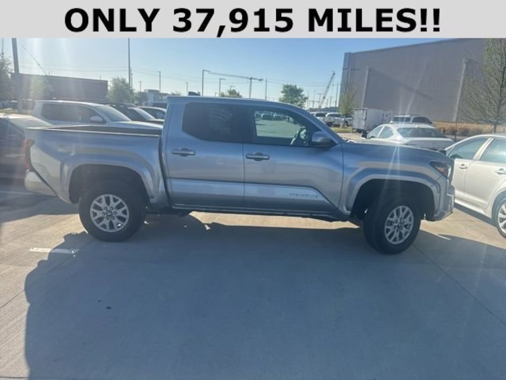 Used 2024 Toyota Tacoma SR5 Truck Double Cab