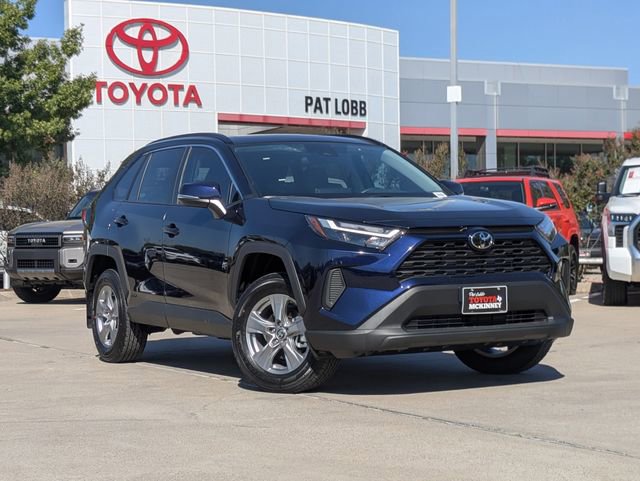 2025 Toyota RAV4 Hybrid XLE photo 2