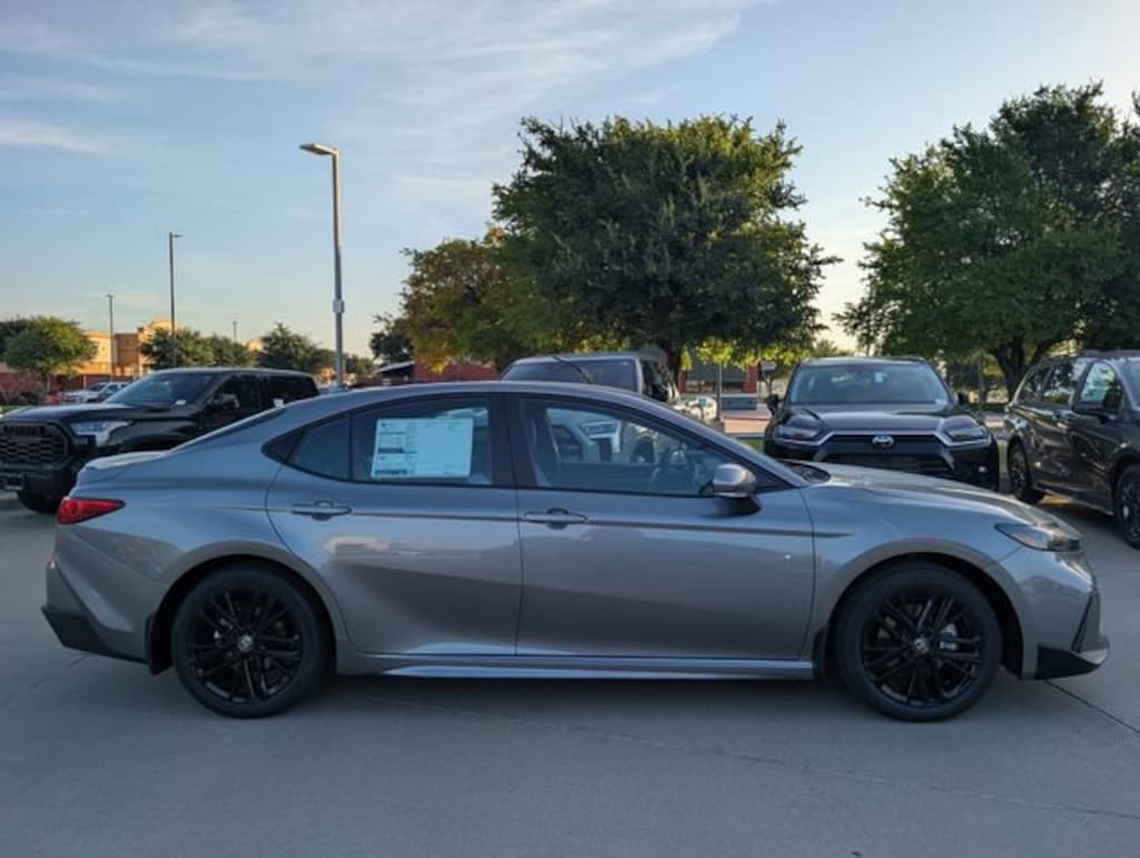 New 2026 Toyota Camry SE Sedan