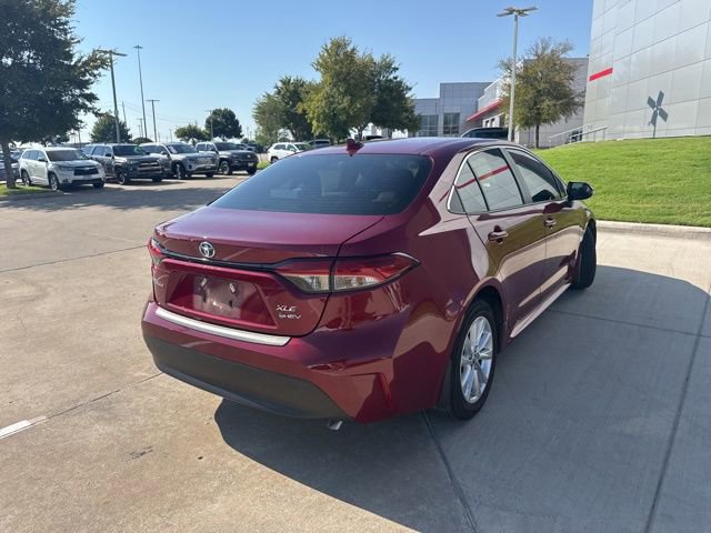 2025 Toyota Corolla XLE SE photo 3