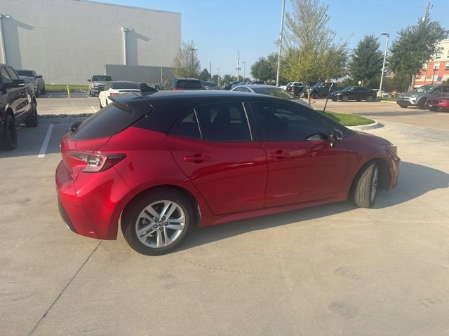 2022 Toyota Corolla SE photo 3