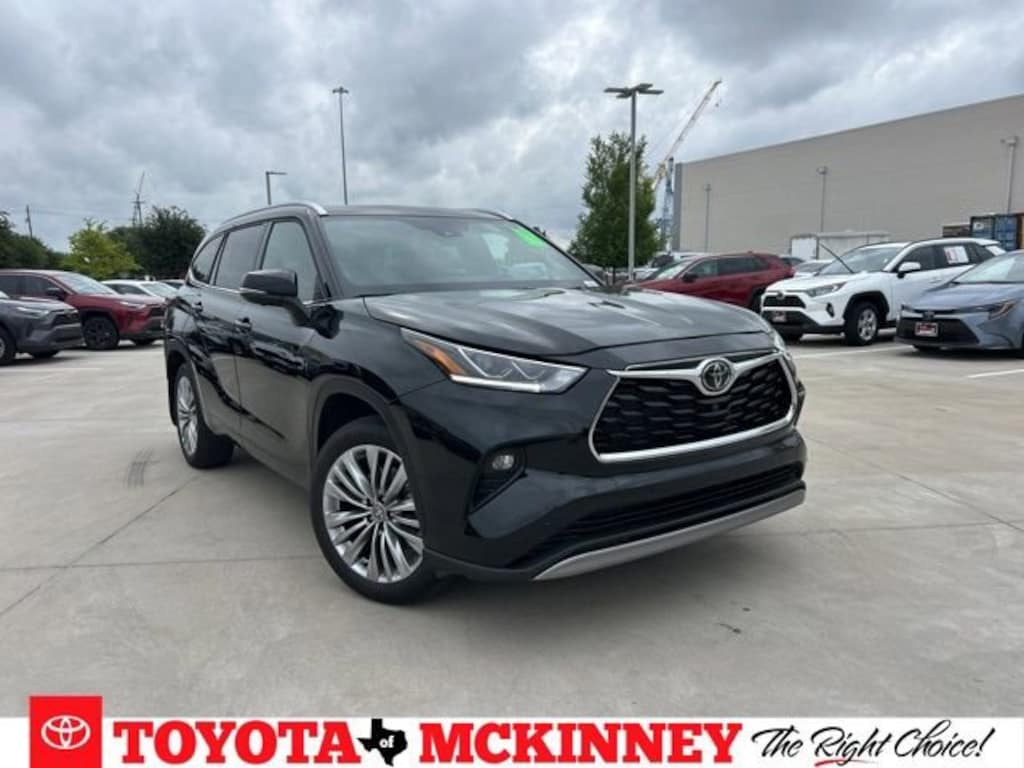 Used 2025 Toyota Highlander Platinum SUV