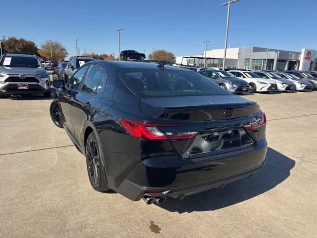 Used 2025 Toyota Camry SE Sedan
