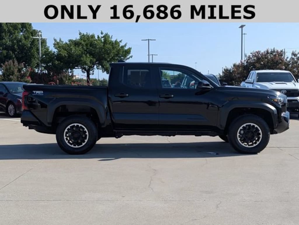 Used 2024 Toyota Tacoma TRD Off-Road Truck Double Cab