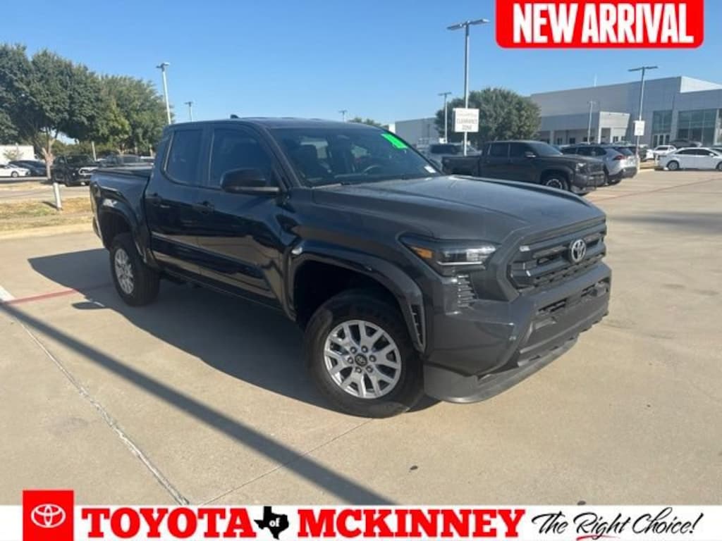 Used 2025 Toyota Tacoma SR Truck Double Cab