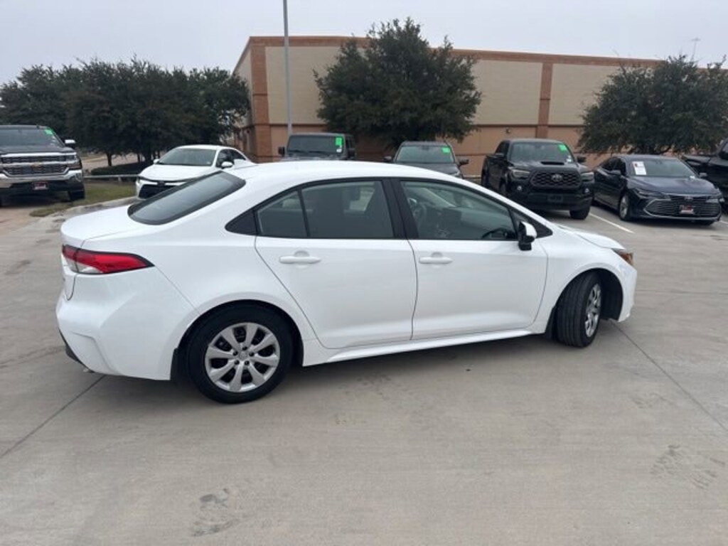 Used 2024 Toyota Corolla LE Sedan