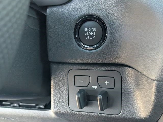 2026 Toyota Tundra Limited - Photo 16