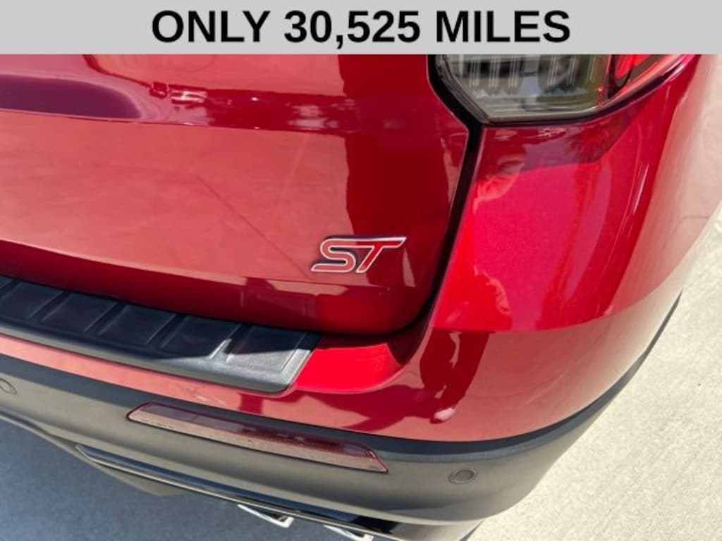 Used 2025 Ford Explorer ST SUV