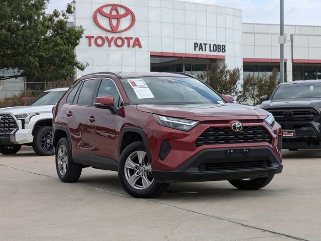 Used 2022 Toyota RAV4 XLE with VIN 2T3W1RFV3NW218760 for sale in Mckinney, TX