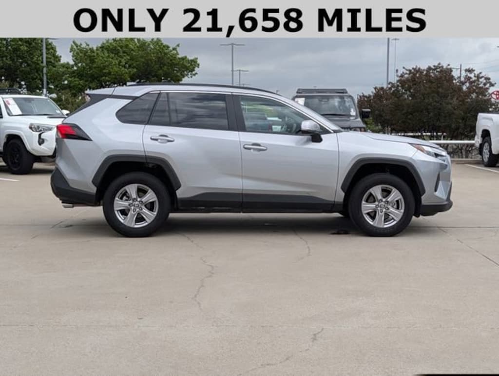 Used 2025 Toyota RAV4 XLE SUV