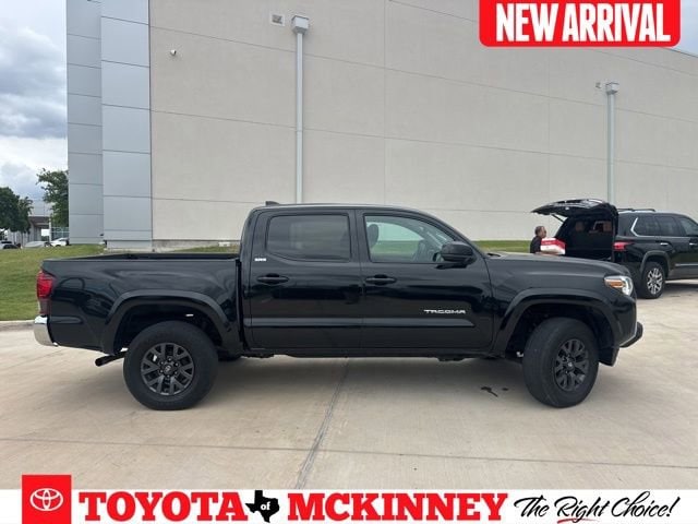 2023 Toyota Tacoma SR Double Cab 4WD V6 Auto Short Bed's photo