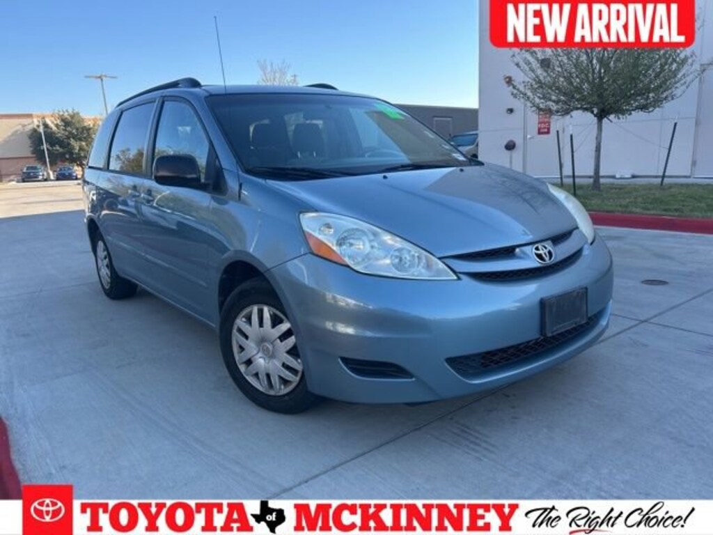 Used 2009 Toyota Sienna LE Van