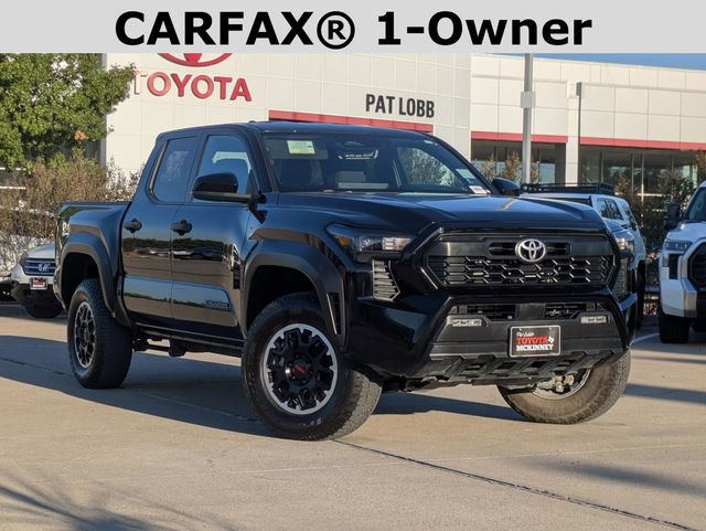 2024 Toyota Tacoma TRD Off-Road photo 2