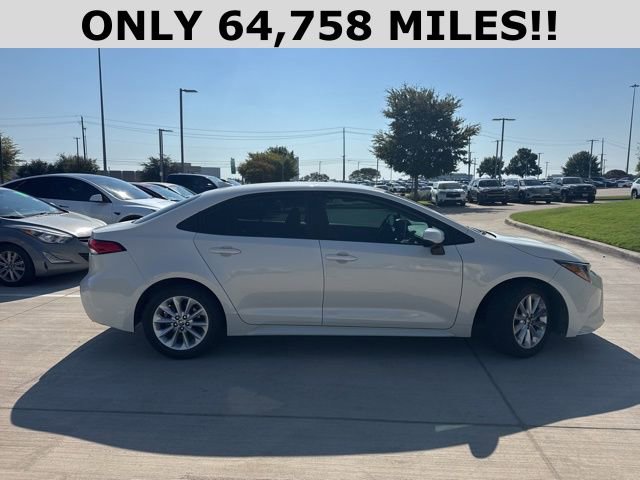 2021 Toyota Corolla LE Premium photo 2