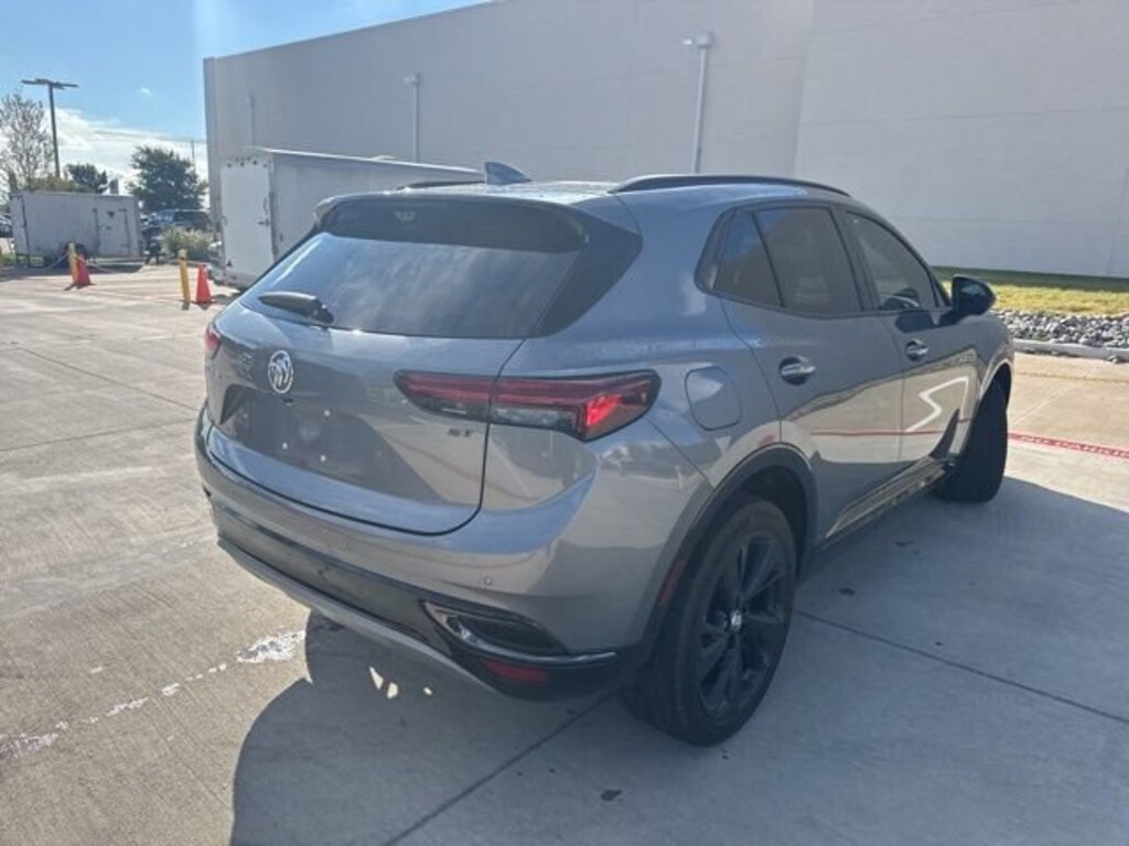 Used 2022 Buick Envision Essence SUV