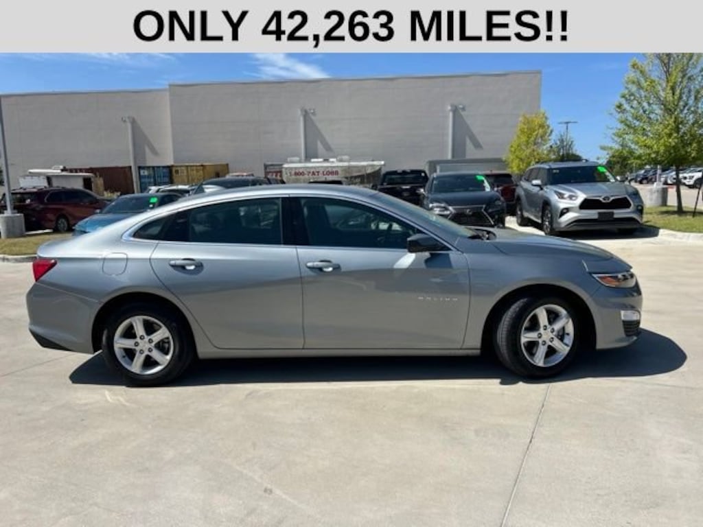 Used 2024 Chevrolet Malibu LT Sedan