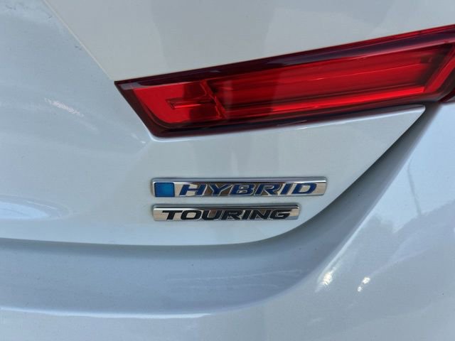2018 Honda Accord Hybrid Touring photo 4