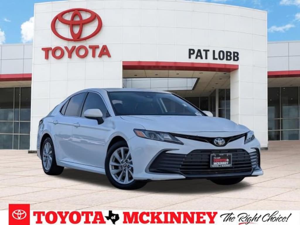 Used 2022 Toyota Camry LE Sedan
